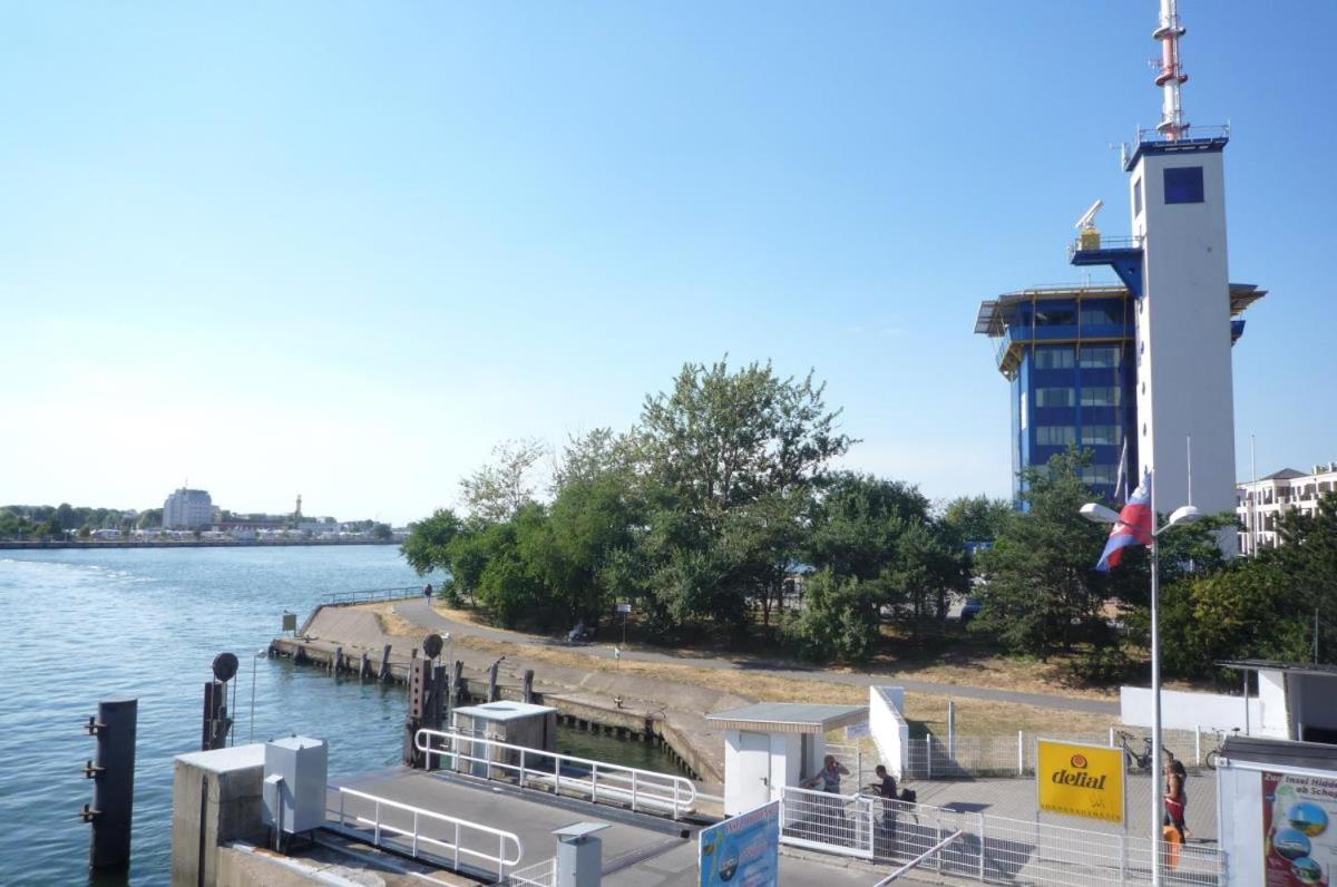 Lotsenhaus/Ostseetoern ロストック エクステリア 写真